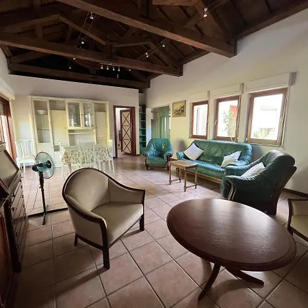Villetta Regina Guest house *