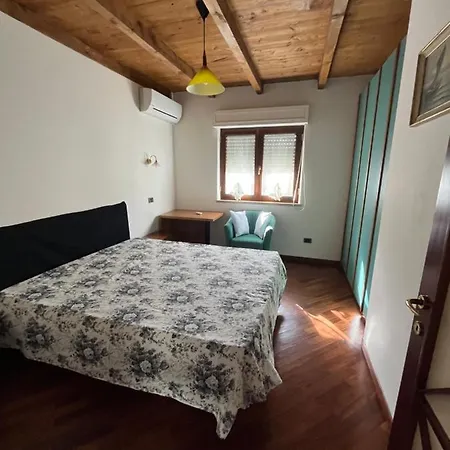 Villetta Regina Πανσιόν